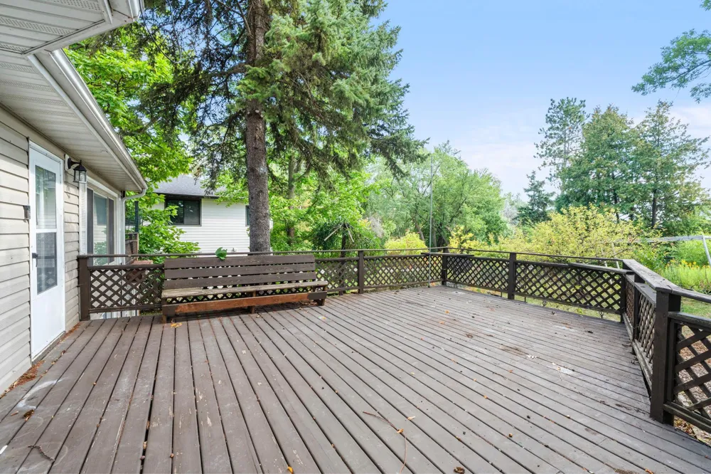 6824 E Fish Lake Road Maple Grove, MN 55369