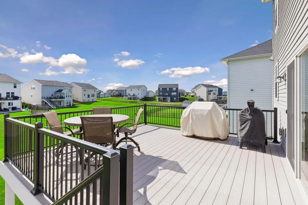 19257 Meadow View Lane Maple Grove, MN 55311