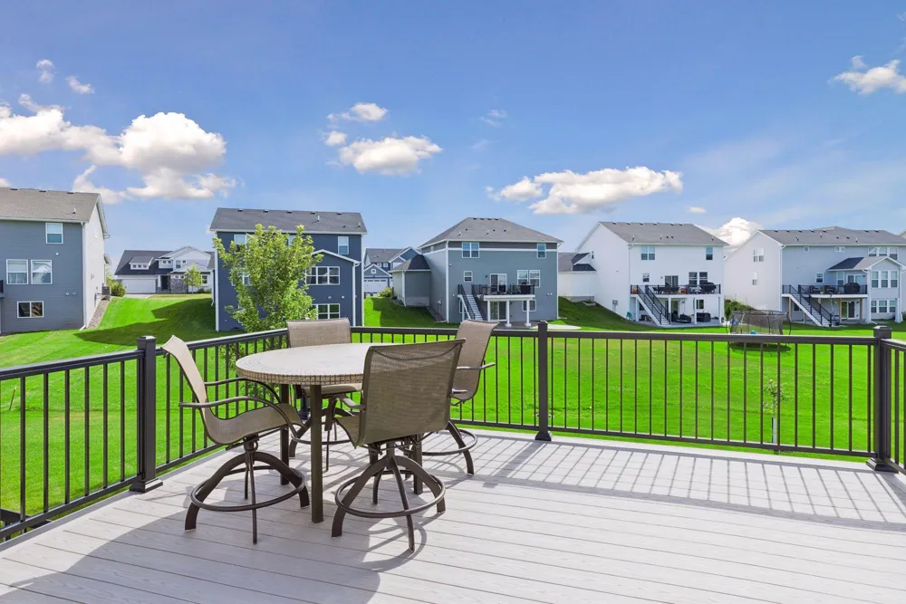 19257 Meadow View Lane Maple Grove, MN 55311