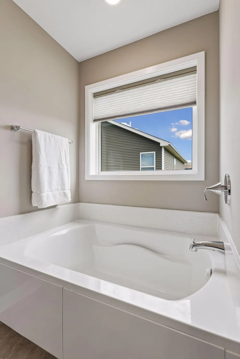 19257 Meadow View Lane Maple Grove, MN 55311