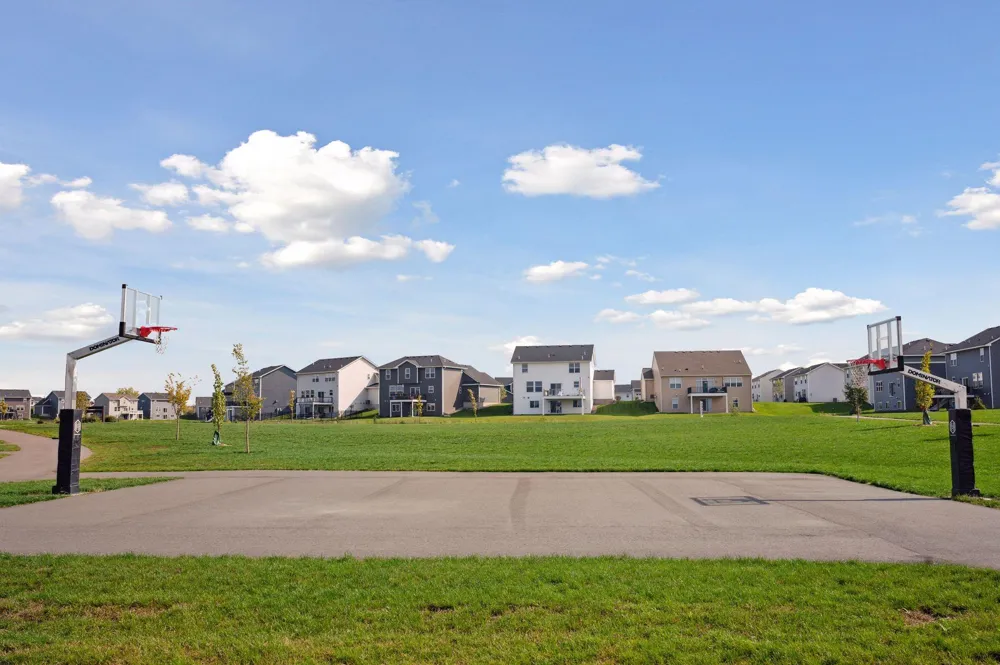 19257 Meadow View Lane Maple Grove, MN 55311