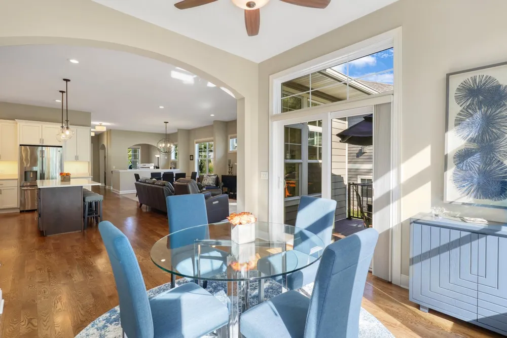 17787 Junelle Court Lakeville, MN 55044