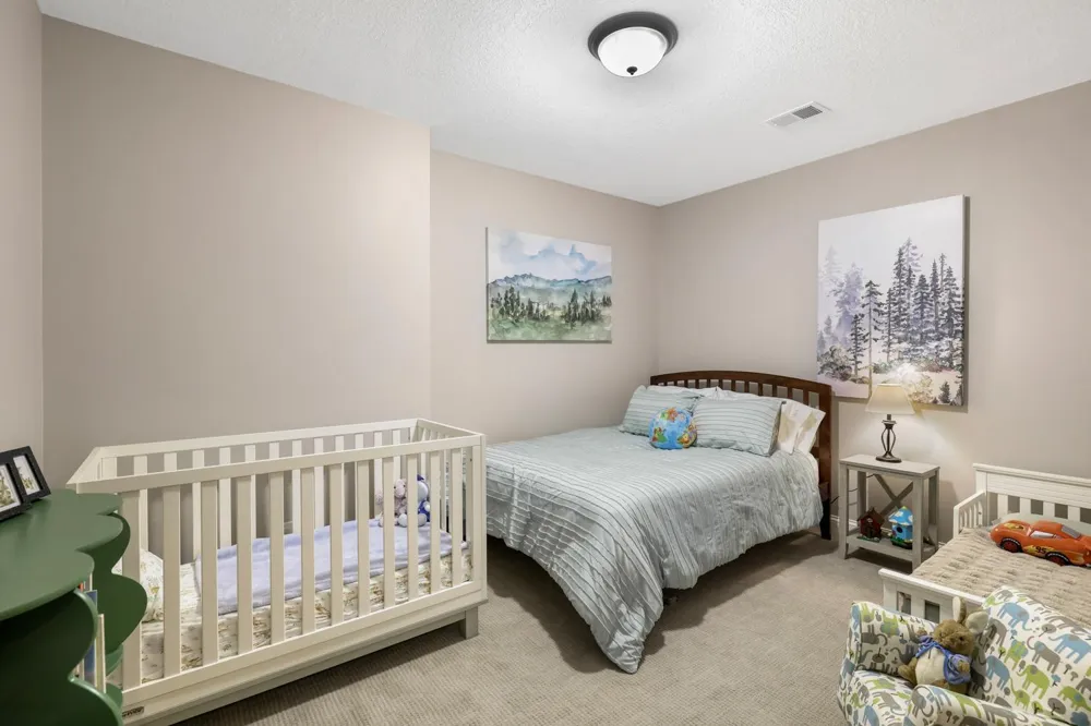 17787 Junelle Court Lakeville, MN 55044