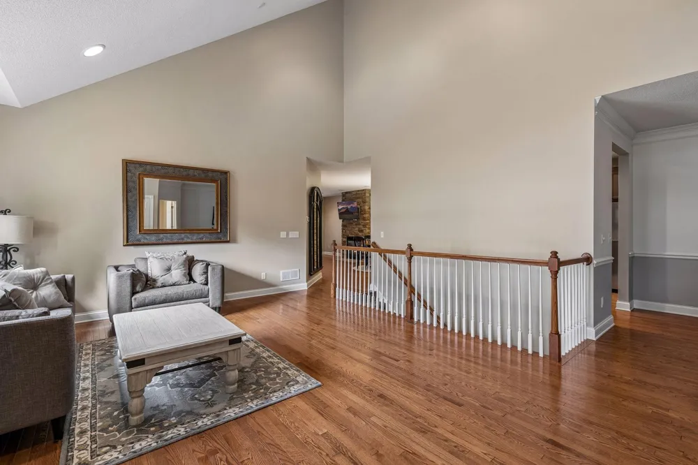1452 Steeplechase Lane Eagan, MN 55122