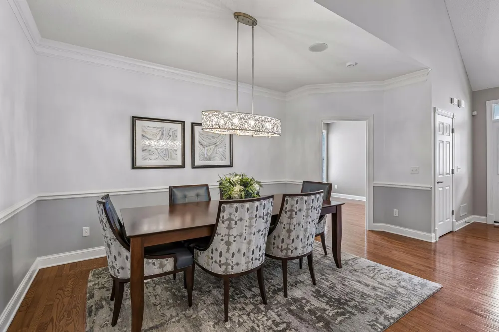 1452 Steeplechase Lane Eagan, MN 55122