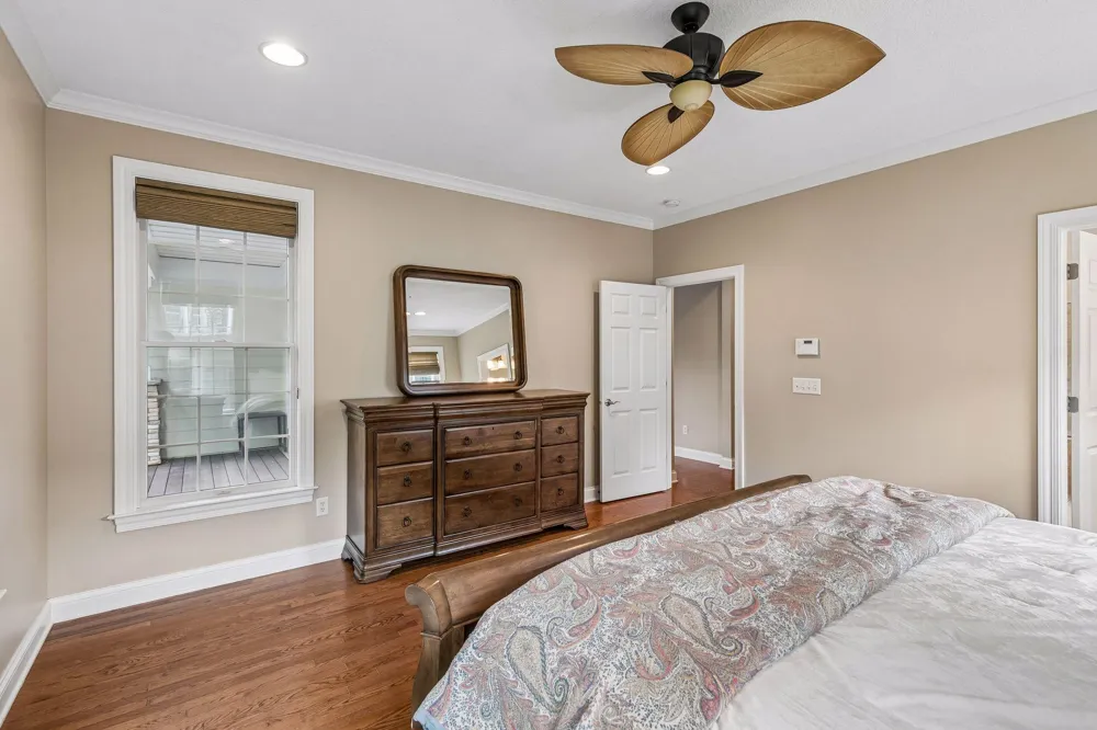 1452 Steeplechase Lane Eagan, MN 55122