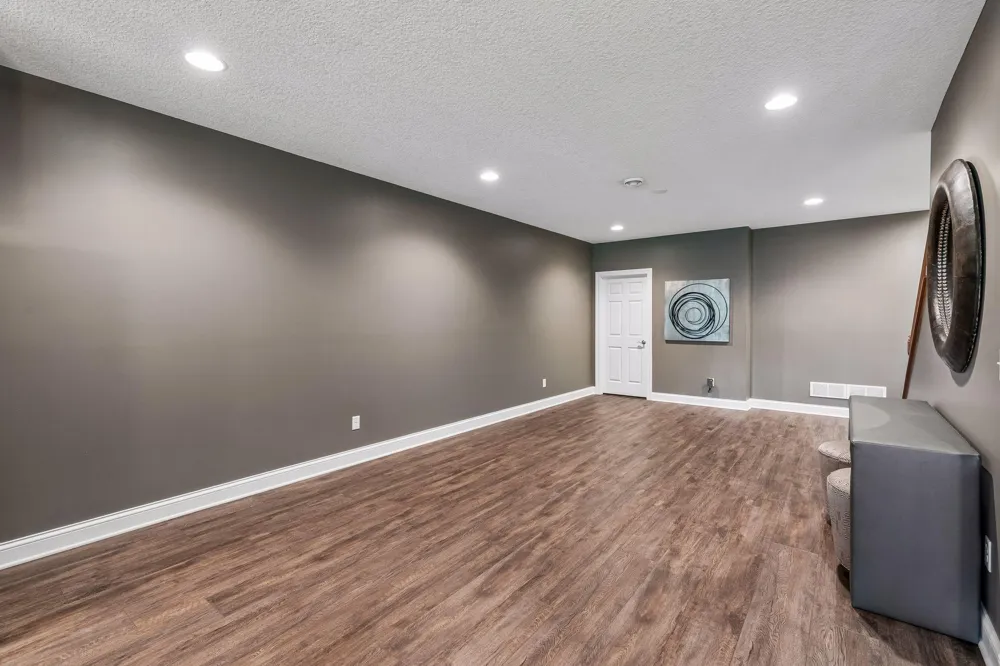 1452 Steeplechase Lane Eagan, MN 55122