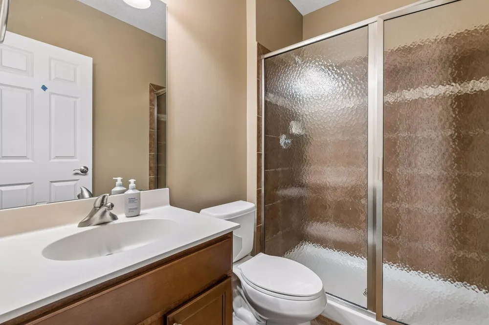1452 Steeplechase Lane Eagan, MN 55122
