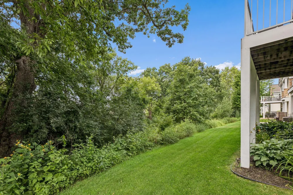 1452 Steeplechase Lane Eagan, MN 55122