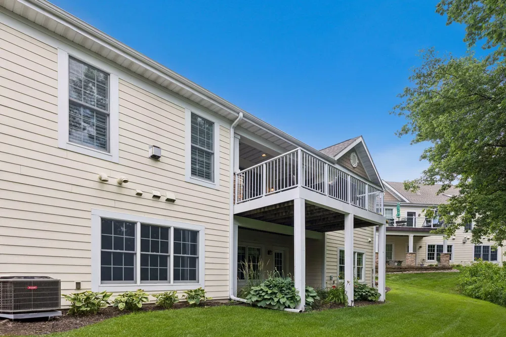 1452 Steeplechase Lane Eagan, MN 55122