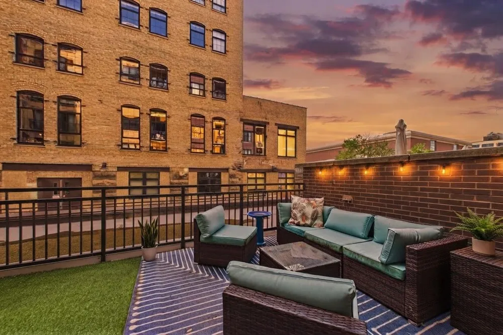401 2nd Street #107 Minneapolis, MN 55401
