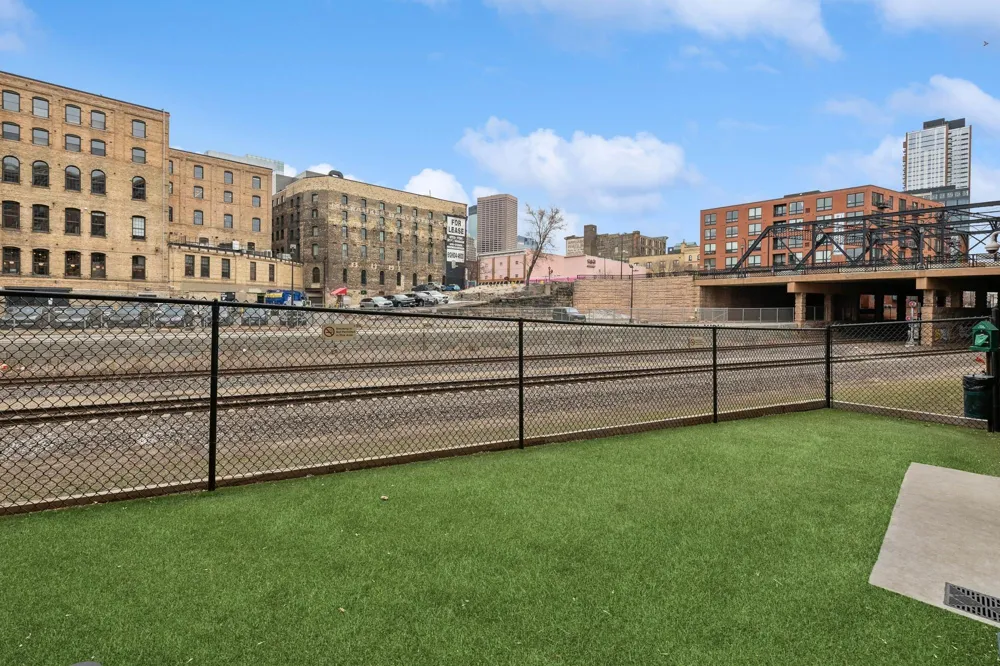 401 2nd Street #107 Minneapolis, MN 55401