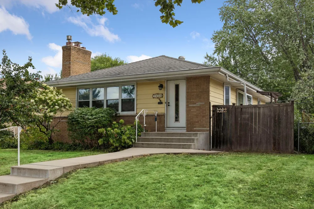 2814 Irving Avenue Minneapolis, MN 55411
