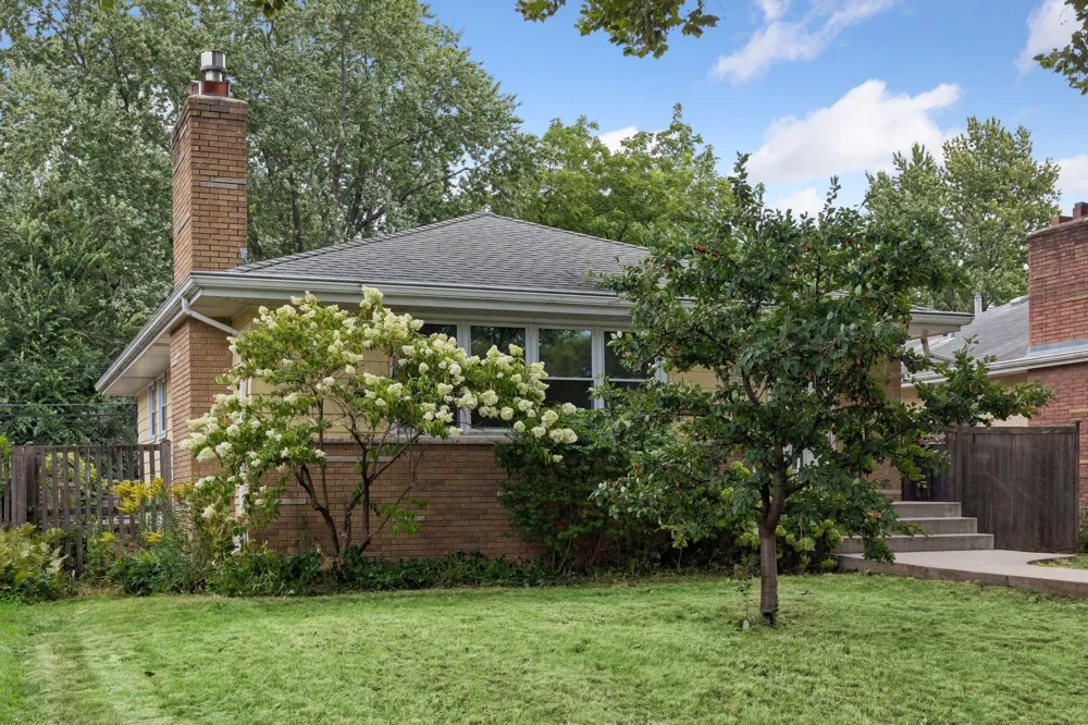 2814 Irving Avenue Minneapolis, MN 55411
