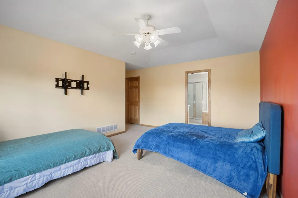 14961 Madison Street NE Andover, MN 55304