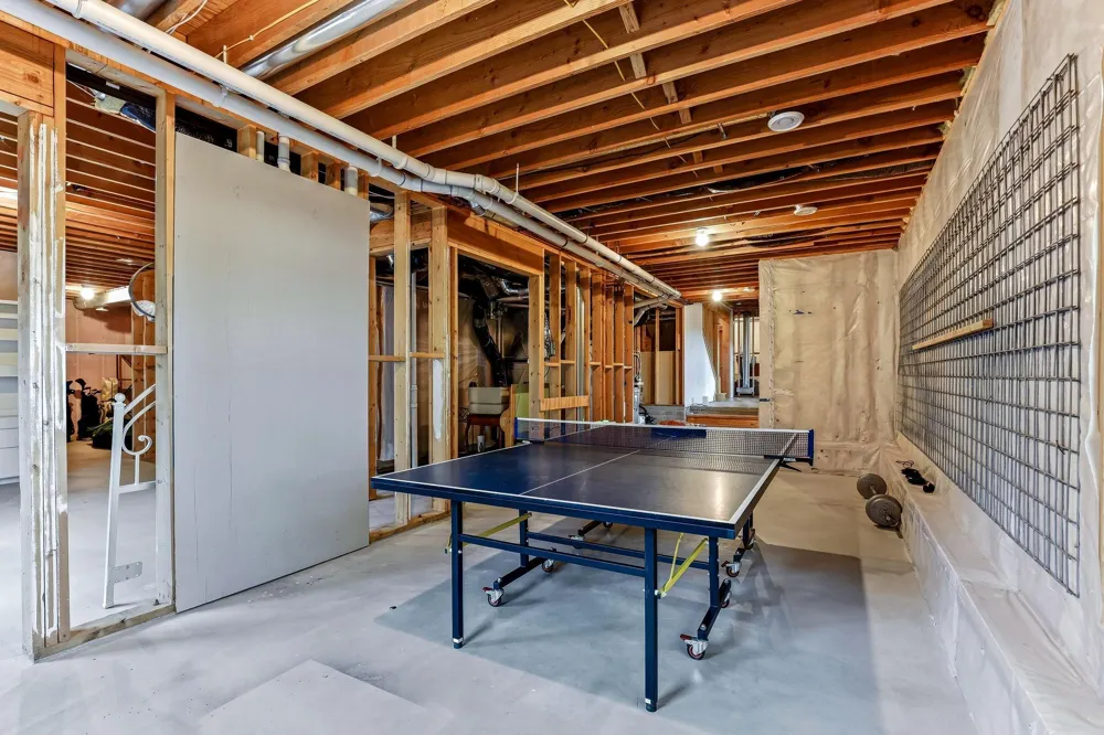 4939 Whispering Way Eagan, MN 55122