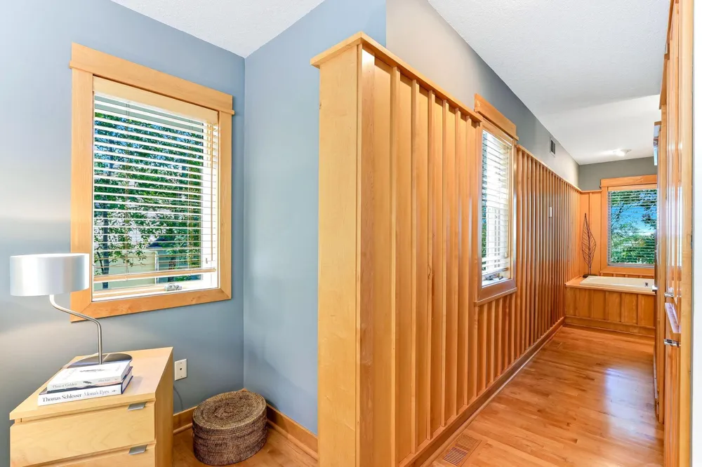4939 Whispering Way Eagan, MN 55122