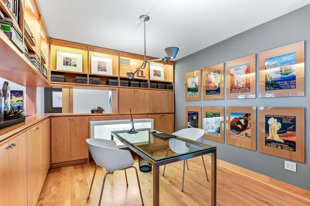 4939 Whispering Way Eagan, MN 55122