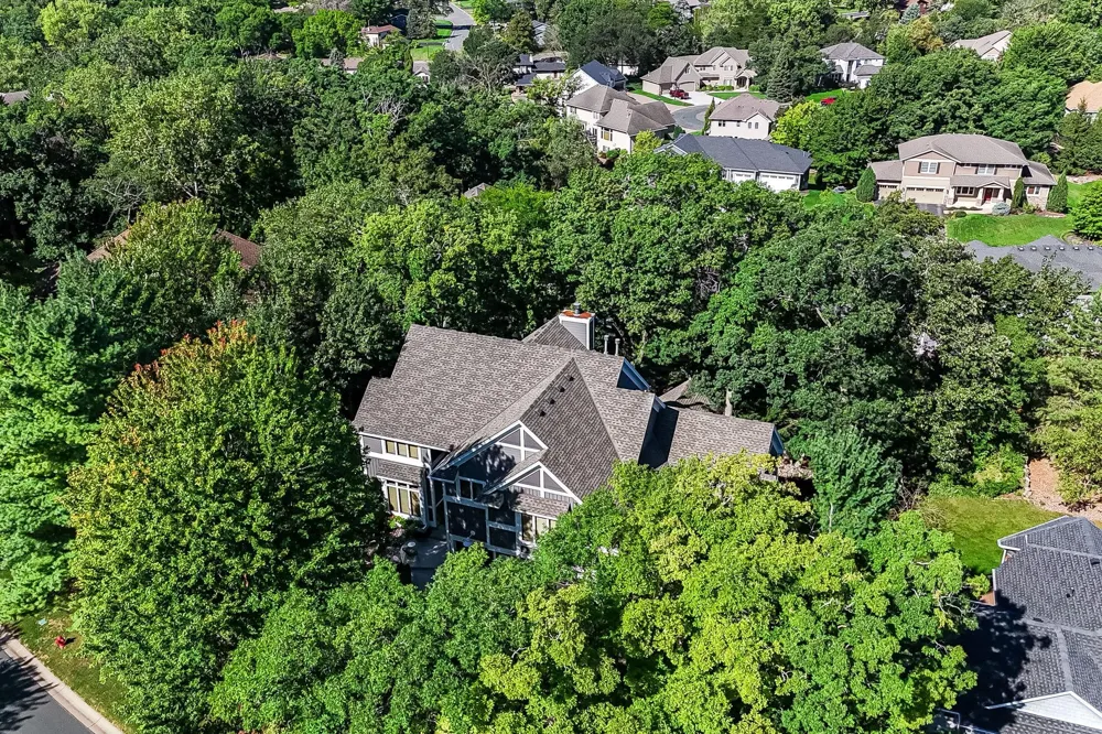 4939 Whispering Way Eagan, MN 55122