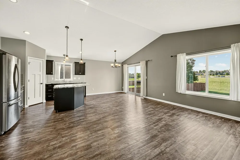 5526 Harvest Lake Drive NW Rochester, MN 55901