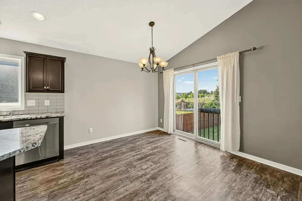 5526 Harvest Lake Drive NW Rochester, MN 55901