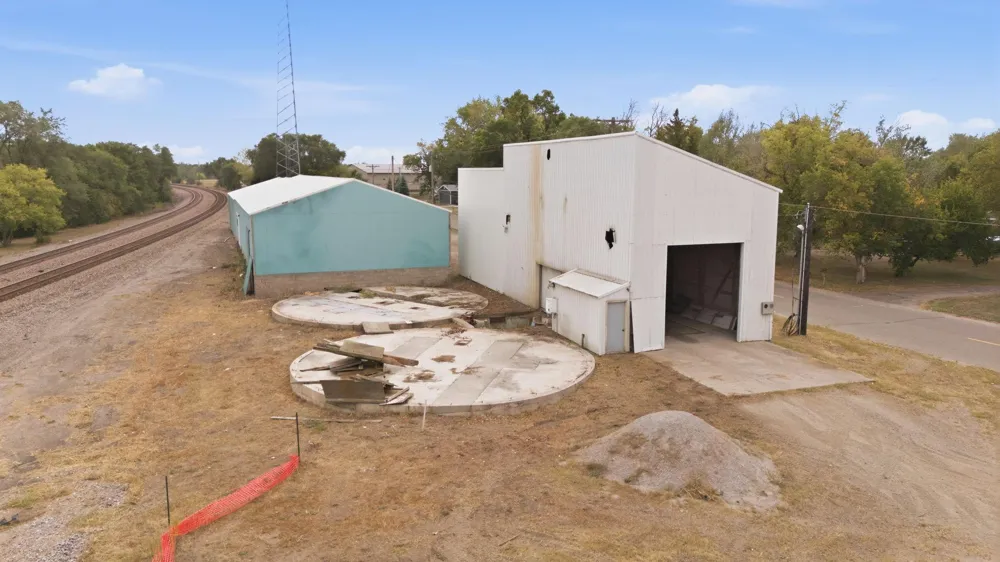 7918 State Street Clear Lake, MN 55319