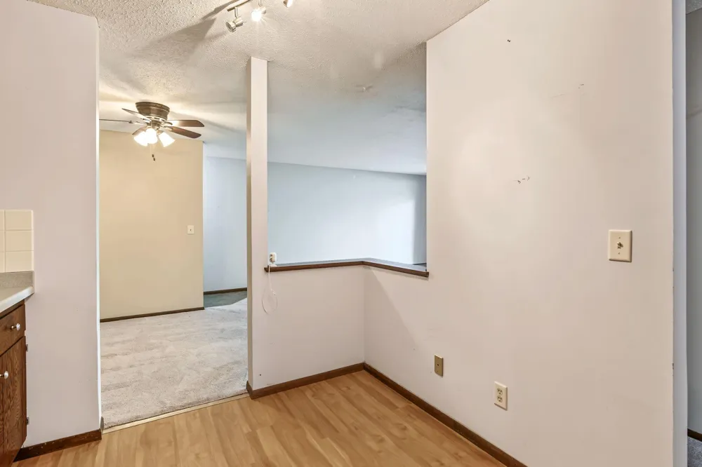 3916 Foss Road #104 Saint Anthony, MN 55421