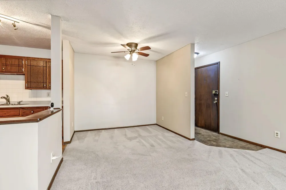 3916 Foss Road #104 Saint Anthony, MN 55421