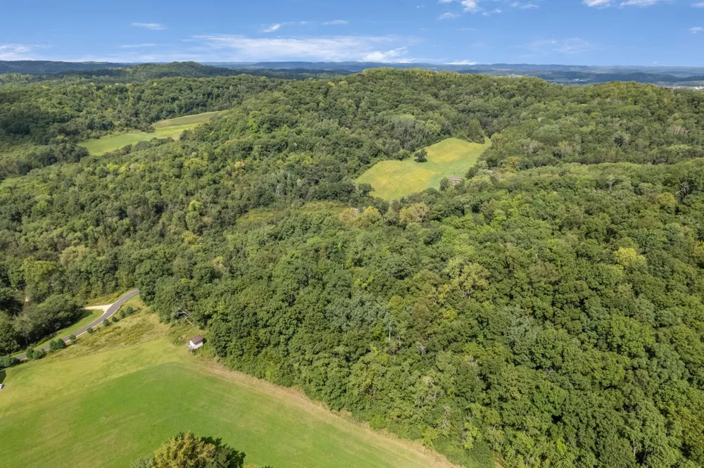 N7255 Holley Road Holmen, WI 54636
