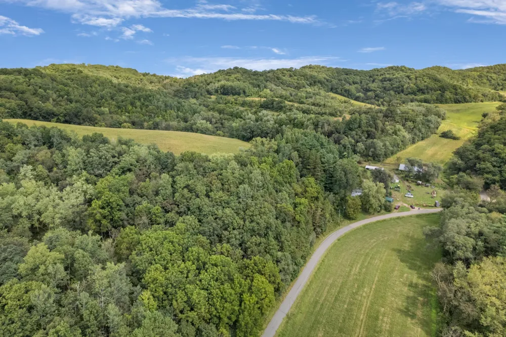 N7255 Holley Road Holmen, WI 54636