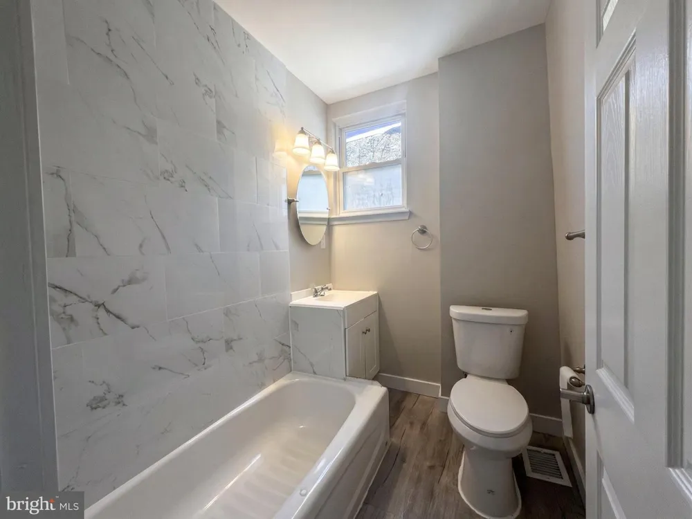 1432 56TH Philadelphia, PA 19131