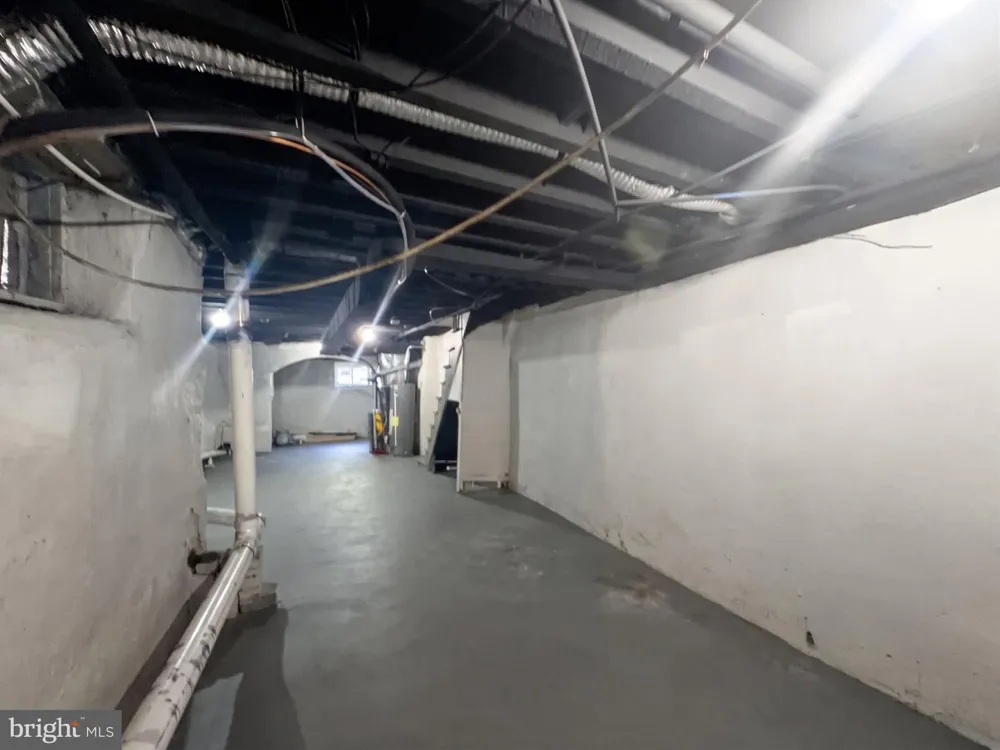 1432 56TH Philadelphia, PA 19131
