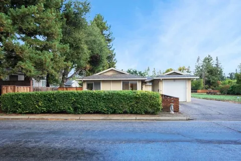 638 Willowgate Street