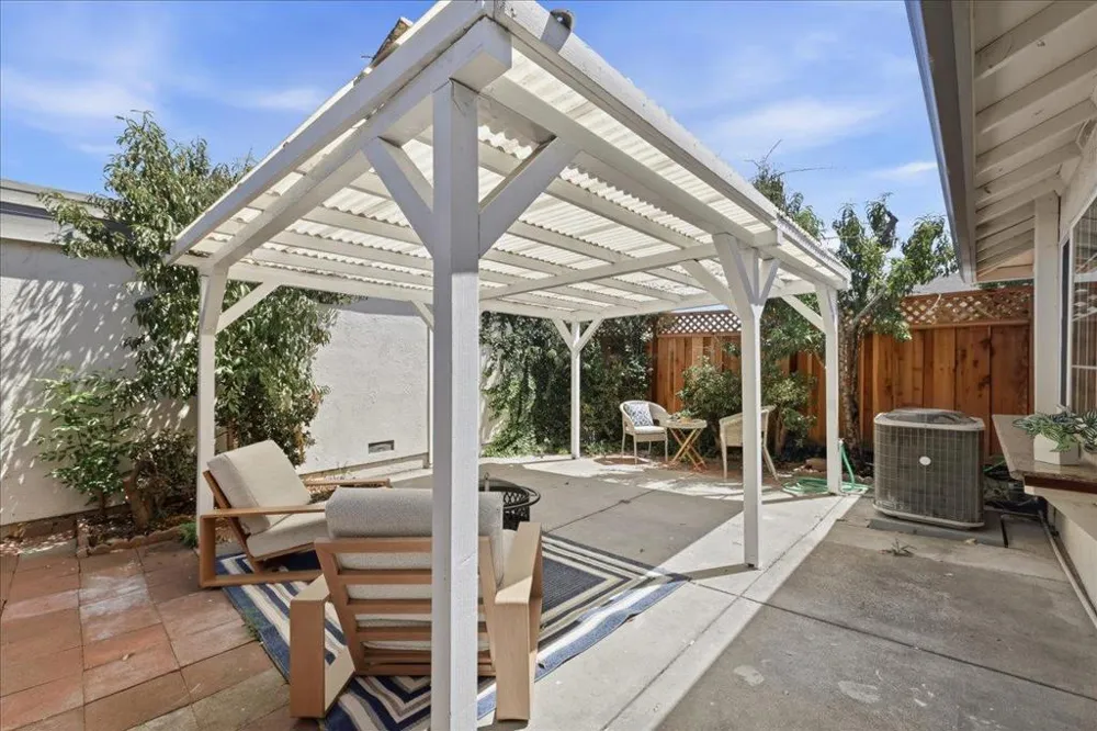 2298 Meadowgate Way San Jose, CA 95132