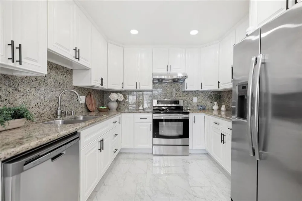 2298 Meadowgate Way San Jose, CA 95132