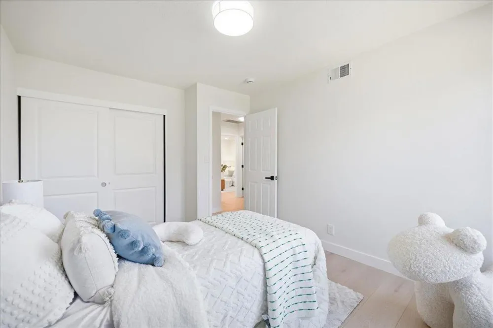 2298 Meadowgate Way San Jose, CA 95132