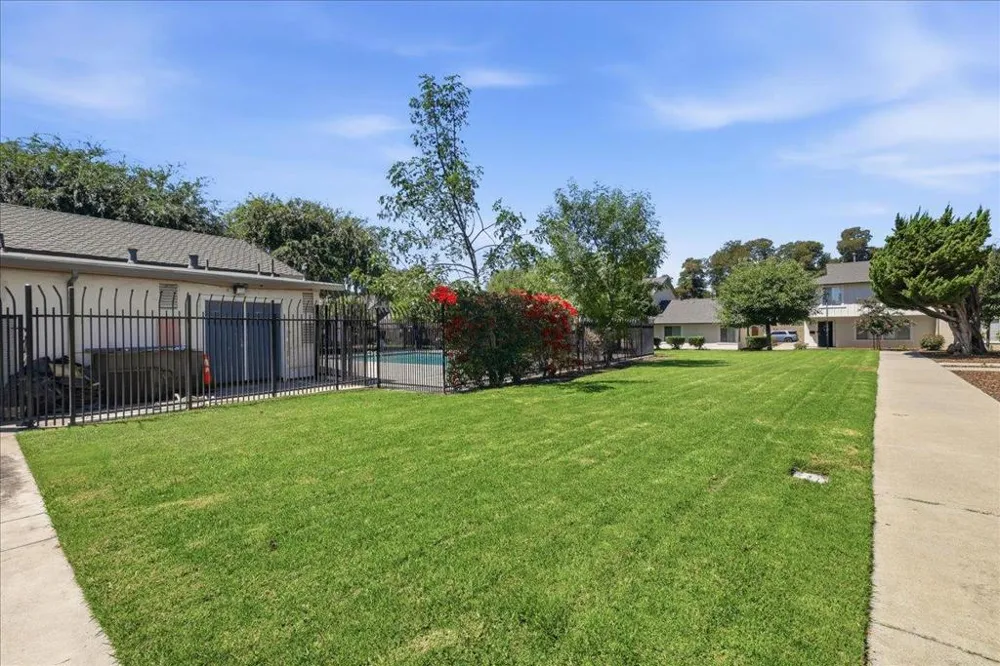 2298 Meadowgate Way San Jose, CA 95132
