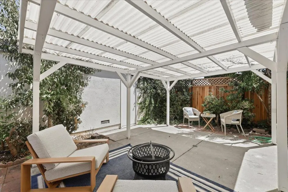2298 Meadowgate Way San Jose, CA 95132