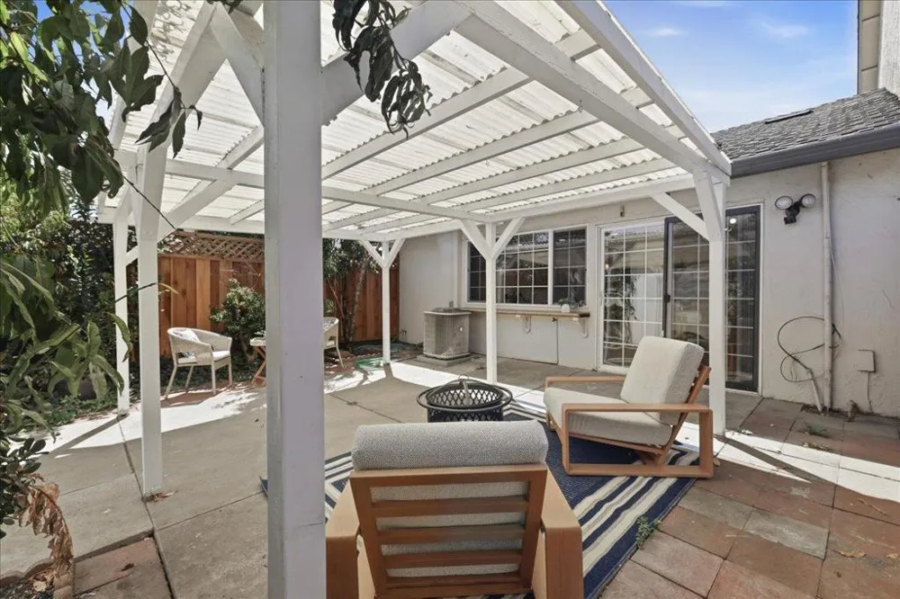 2298 Meadowgate Way San Jose, CA 95132