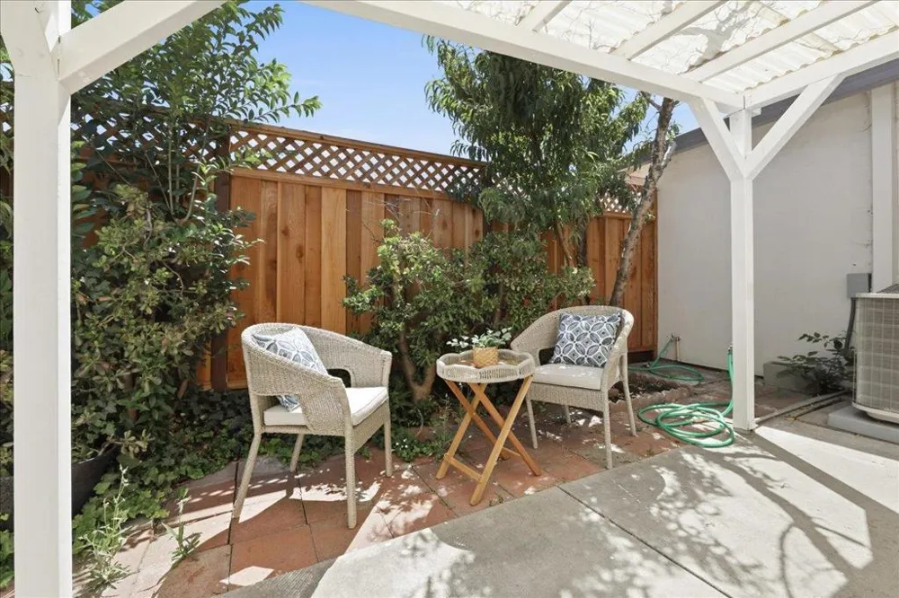 2298 Meadowgate Way San Jose, CA 95132