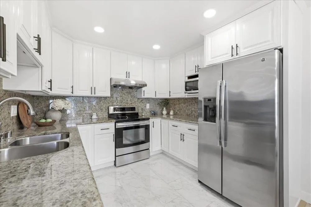 2298 Meadowgate Way San Jose, CA 95132