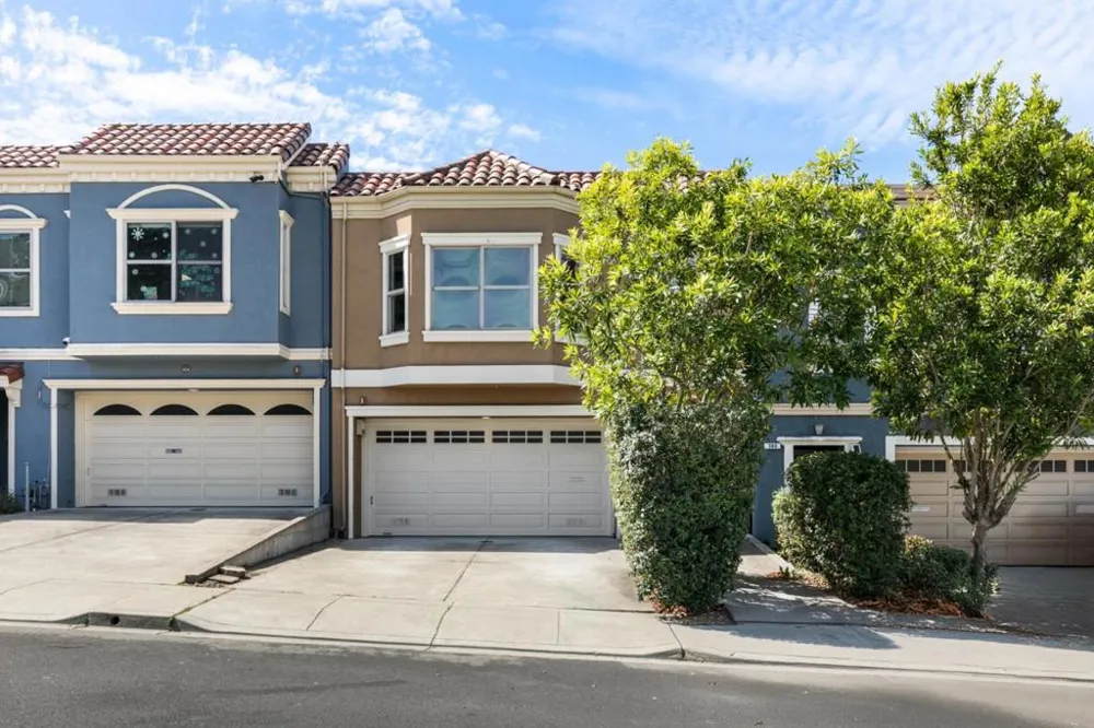 582 Abbot Avenue Daly City, CA 94014