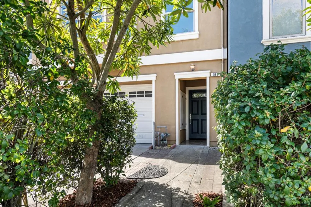 582 Abbot Avenue Daly City, CA 94014