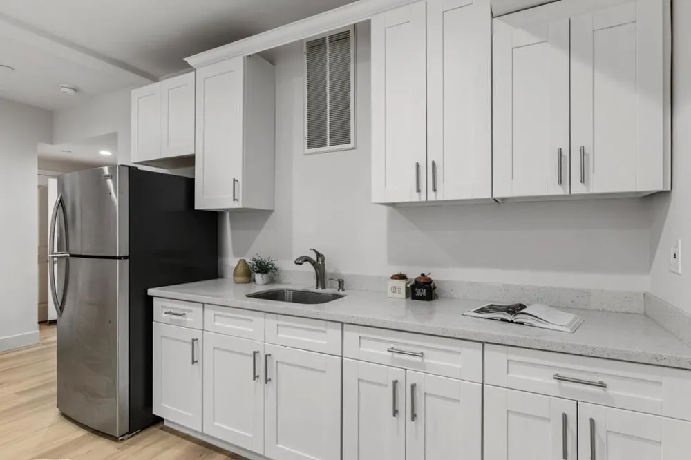 582 Abbot Avenue Daly City, CA 94014