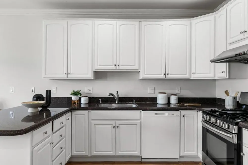 582 Abbot Avenue Daly City, CA 94014