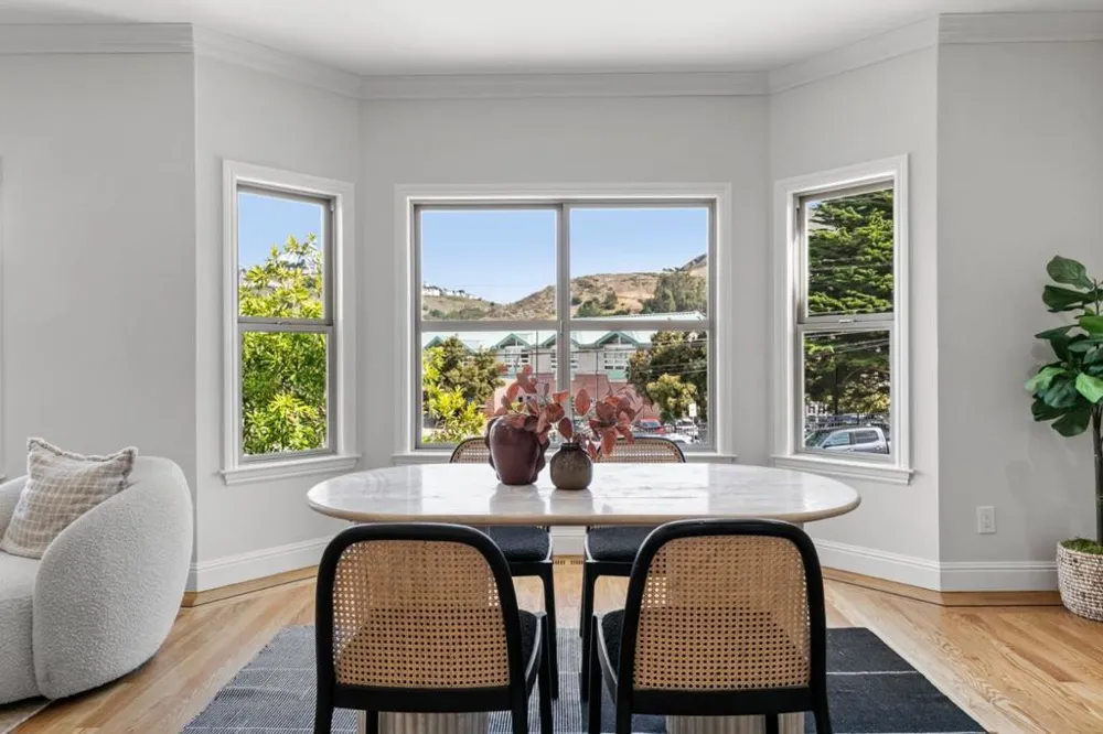 582 Abbot Avenue Daly City, CA 94014