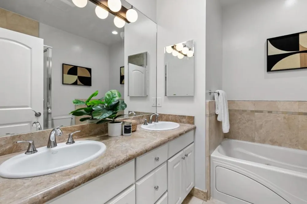 582 Abbot Avenue Daly City, CA 94014