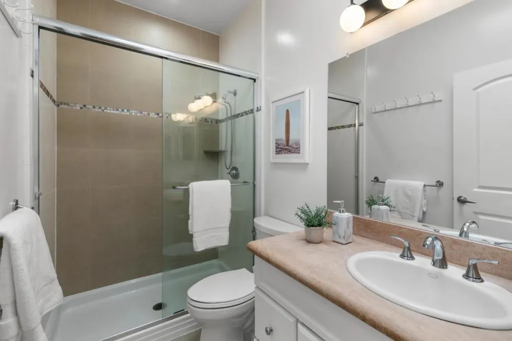 582 Abbot Avenue Daly City, CA 94014