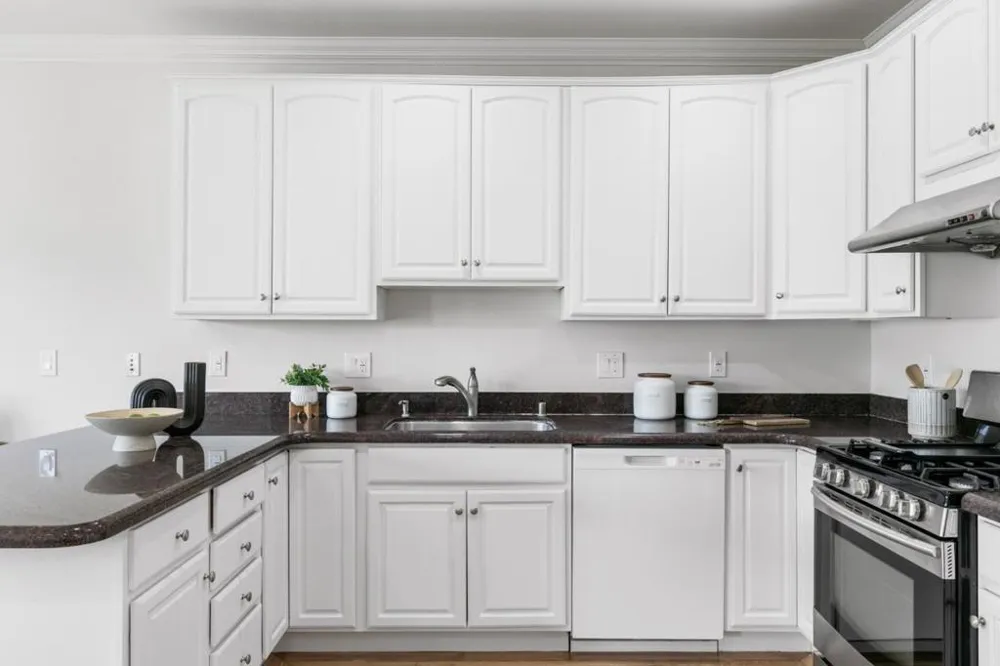 582 Abbot Avenue Daly City, CA 94014