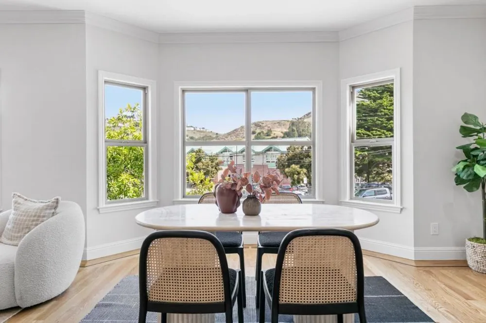 582 Abbot Avenue Daly City, CA 94014
